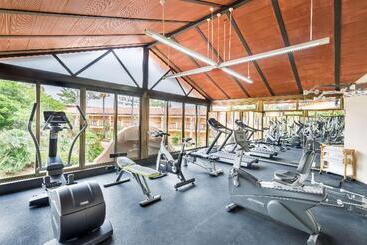 Отель Guadalmina Spa And Golf Resort