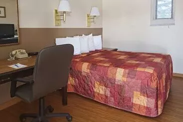 汽车旅馆  Rodeway Inn