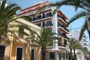 ツーリストアパートメント Apartamentos Ebusus