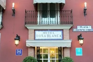 هتل Doña Blanca