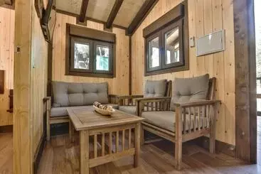 هتل روستایی Complejo Residencial Los Enebros