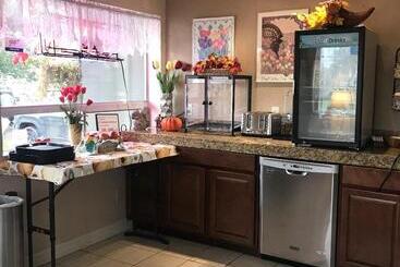 فندق Tulip Inn Mount Vernon