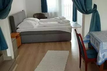 ペンション Paprika Vendégház