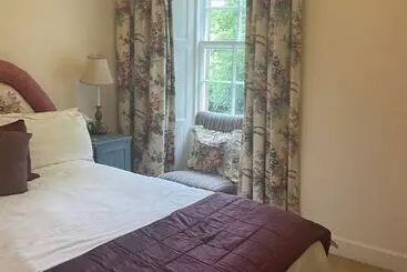 ベッドアンドブレックファースト Clint Lodge