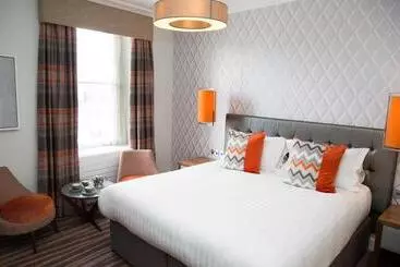 酒店 Inn On The Square