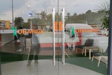 1 Orange Hotel Klia & Klia2