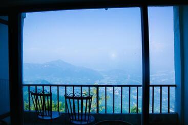 Bandipur Mountain Resort