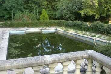 ホテル L Auberge Du Moulin De La Tave