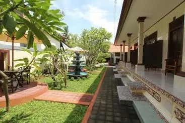 Hotel Frangipani Homestay