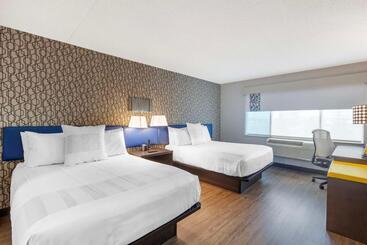 Szálloda Glō Best Western Mississauga Corporate Centre