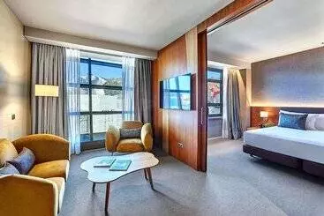 The Artist Grand Hotel Of Art