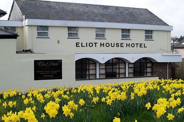 Отель Eliot House