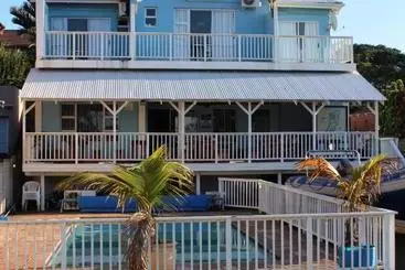 ベッドアンドブレックファースト Aliwal Dive Centre & Lodge