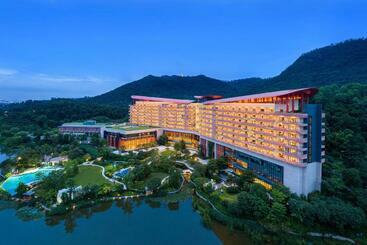 בית מלון כפרי Four Points By Sheraton Guangdong, Heshan