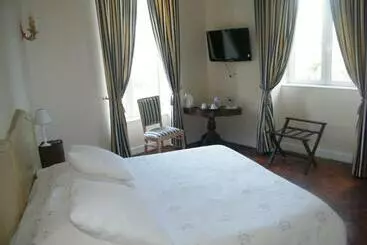 Aamiaismajoitus (B&B) Chambres D Hotes Chateau De Damigny