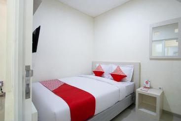 Hotel Oyo 3510 Borobudur Townhouse