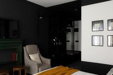Hotel Esquisse Design