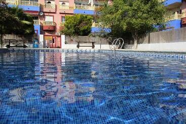 리조트 Apartamentos Marina Internacional