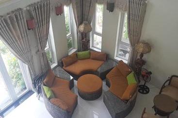 فندق Khách Sạn Thủy Young