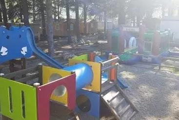 Hotelli Camping La Source