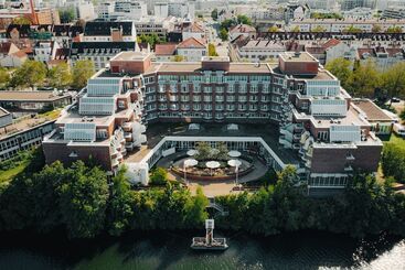 Отель Heidelberg Marriott