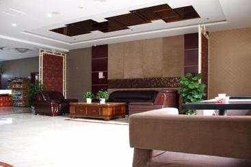 Pai Hotel Beijing Happy Valley