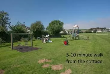 Cottage Stables Georgeham 2 Bedrooms Sleeps 6 Dogs Welcome