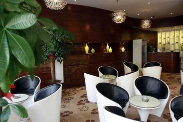 Hotel Yiwu Fukai Holiday