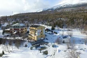هتل آپارتمان Miramonti Apartmány
