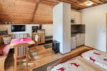 فندق Hochfelner Prutti   Stockerhof