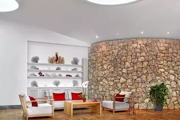 The St. Regis Mardavall Mallorca Resort