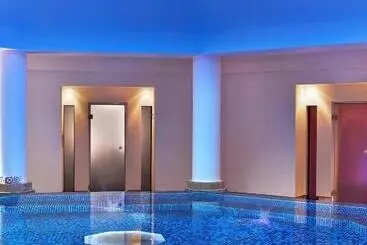 The St. Regis Mardavall Mallorca Resort