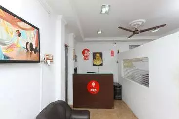 Hotelli Royal Mass Club By Oyo Rooms