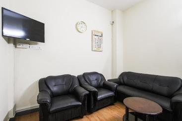 Hotel Oyo 72245  Greatwall