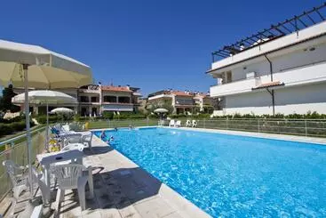 Appartement-hotel Homiday Residence Micaene
