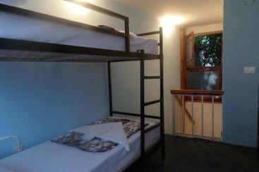 پانسیون Guesthouse Titi Mostar