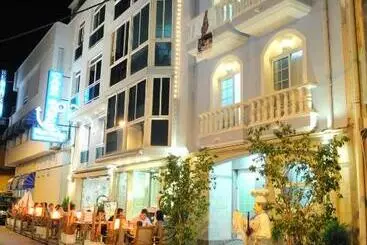 پانسیون Hostal Can Marinés