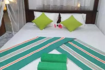 ペンション Midigama Villa Resort