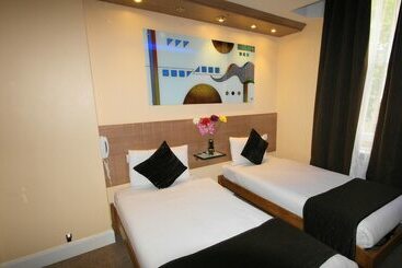 Abbey Court, Hyde Park Hotels