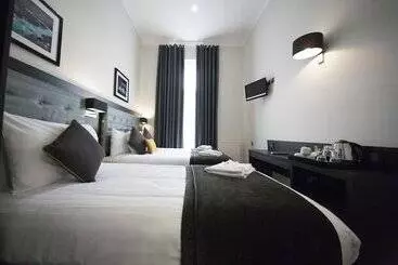 Hotelli St George S Inn Victoria