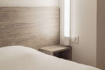 فندق Premiere Classe Saintes