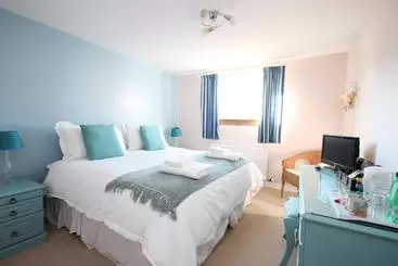 Bed and Breakfast Caledonian House