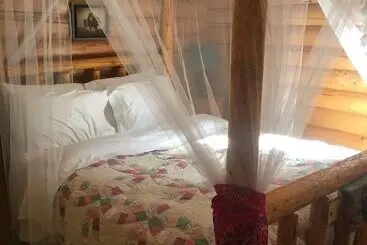 Aamiaismajoitus (B&B) Montana Hill Guest Ranch