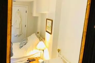 Aamiaismajoitus (B&B) The Dorset Arms Pub & Cottage Rooms