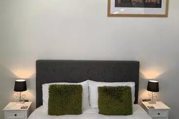 Pensione The Forge Guest Rooms