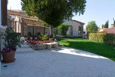 ベッドアンドブレックファースト Dimora Morello