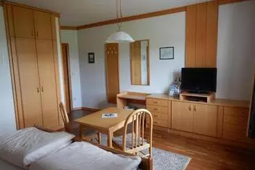 Aamiaismajoitus (B&B) Gästehaus Krappel