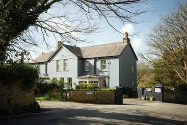 Hotelli Castlemead Country House By The Sea