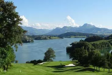 ホテル Golf De La Gruyère