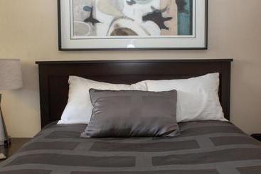 فندق Mark Iii, Inn & Suites